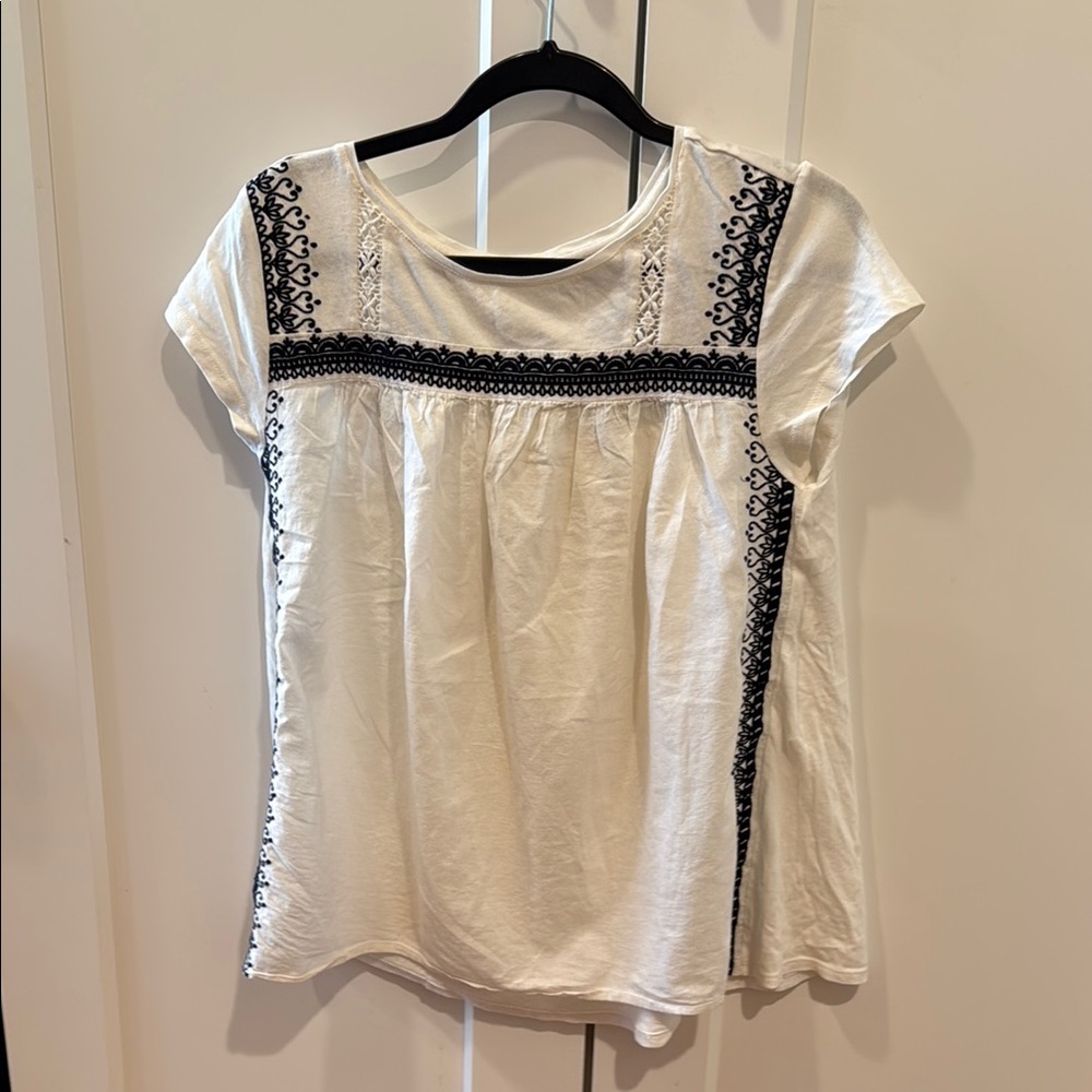 LOFT white and Black Embellished Relaxed Blouse Top XS - Picture 2 of 9